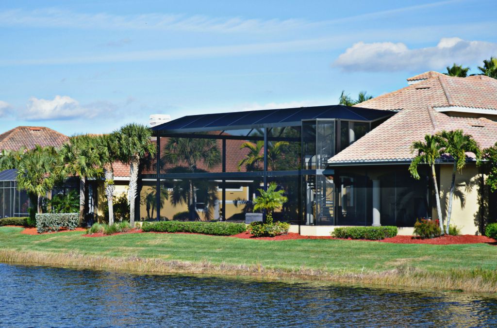 Wow Factor: The Two-Story MegaView Screen Enclosure